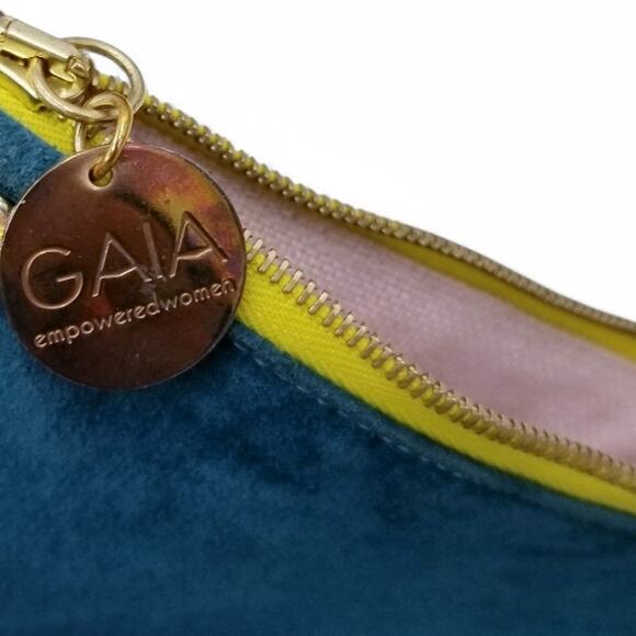 GAIA Empowered Women Woven Handbag Turkish Mexican Ethnic Inspired Zip Top - Picture 3 of 5